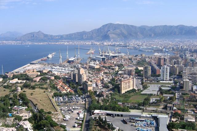 nataliaaggiato/ cc pixabay.com порт в Палермо