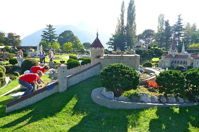 Крохотная Швейцария Крохотная Швейцария