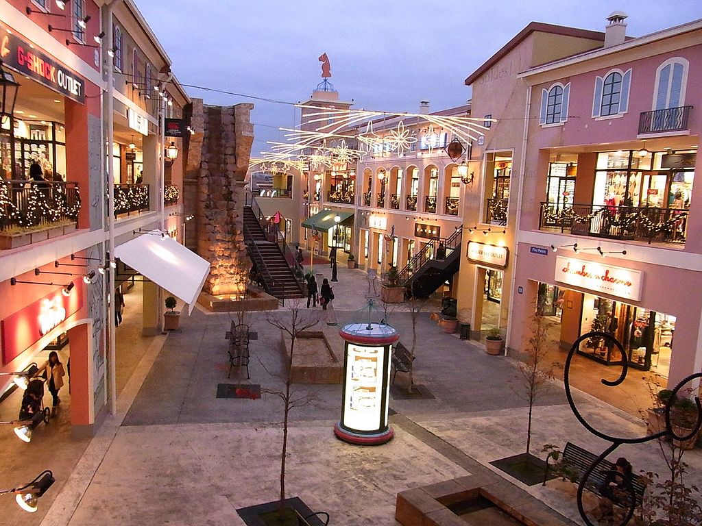 Лучшие аутлеты рядом с Токио: Mitsui Outlet Park Tama Minami Osawa и Gotemba Premium Outlets