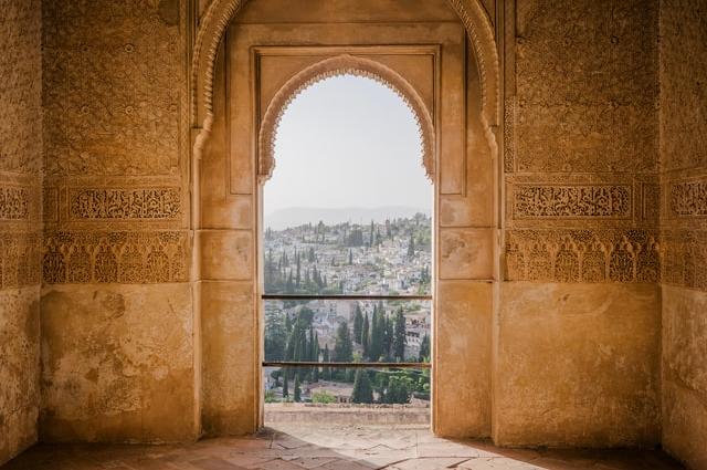 Фото: Victoriano Izquierdo / Unsplash Гранада