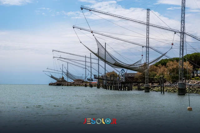 Фото с сайта jesolo.it Езоло рыбацкие сети