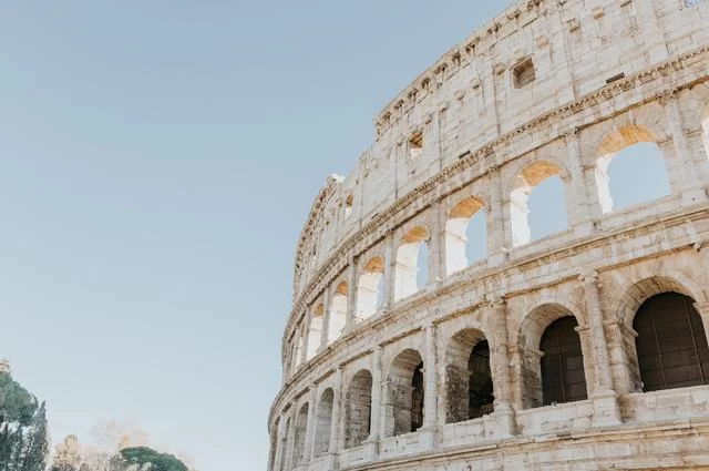 Фото: Braden Collum / Unsplash Колизей